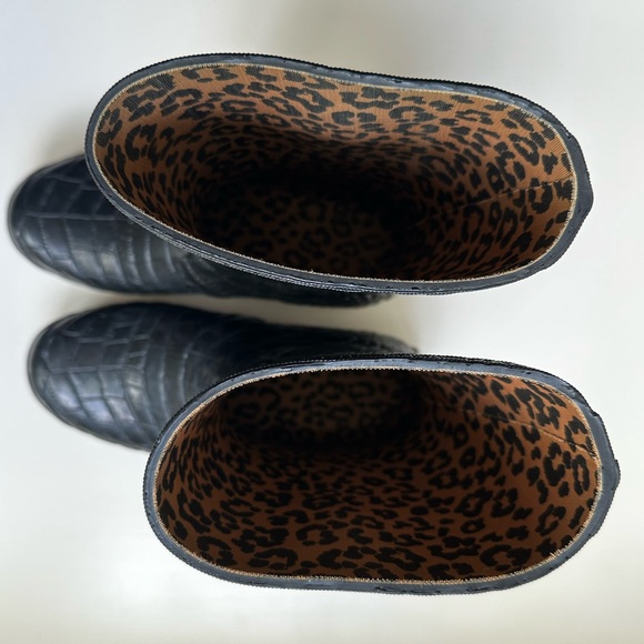 Hunter & Jimmy Choo Crocodile Embossed Rubber Rain Boots Black Size 8M - Picture 4 of 8